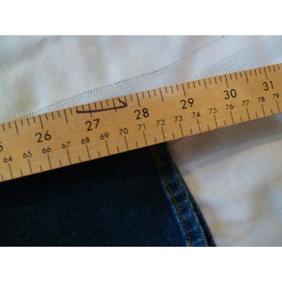 Levi Signature Jeans NWT Womens 28x30 Slim - Picture 5 of 7